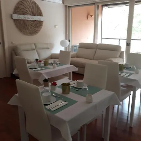 לינה וארוחת בוקר A Casa Di Grace